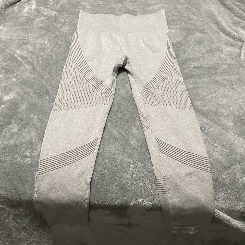 Gray Textured Leggings